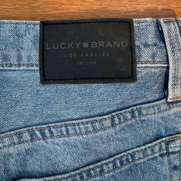 Lucky Brand denim jeans size 2/26 never worn loose fitting high waisted - Picture 3 of 4